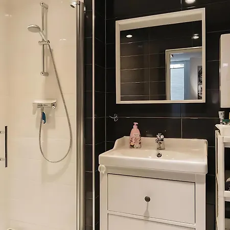 2 Charlottchen דירה *